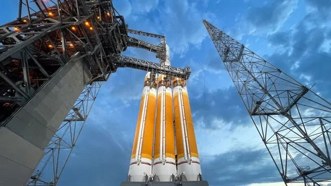 United Launch Alliance chuẩn bị phóng tên lửa hạng nặng Delta IV tại Trạm Lực lượng Không gian Cape Canaveral ở Florida. (Ảnh: United Launch Alliance).